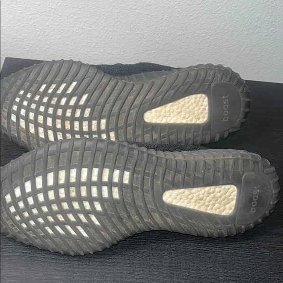 Yeezy 350 Black and Blue  Sneakers with Textured Knit Size 14 in Excellent. - Picture 8 of 8
